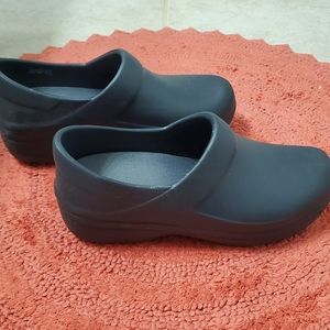 Womens Crocs nursing shoes